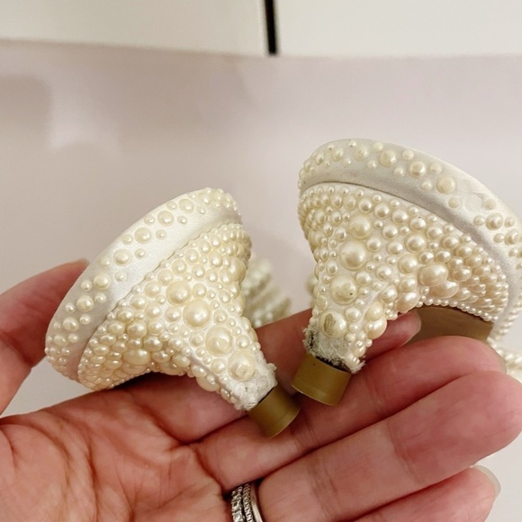 Jimmy Choo Women's Samantha Pearl Kitten Heel - Picture 14 of 16